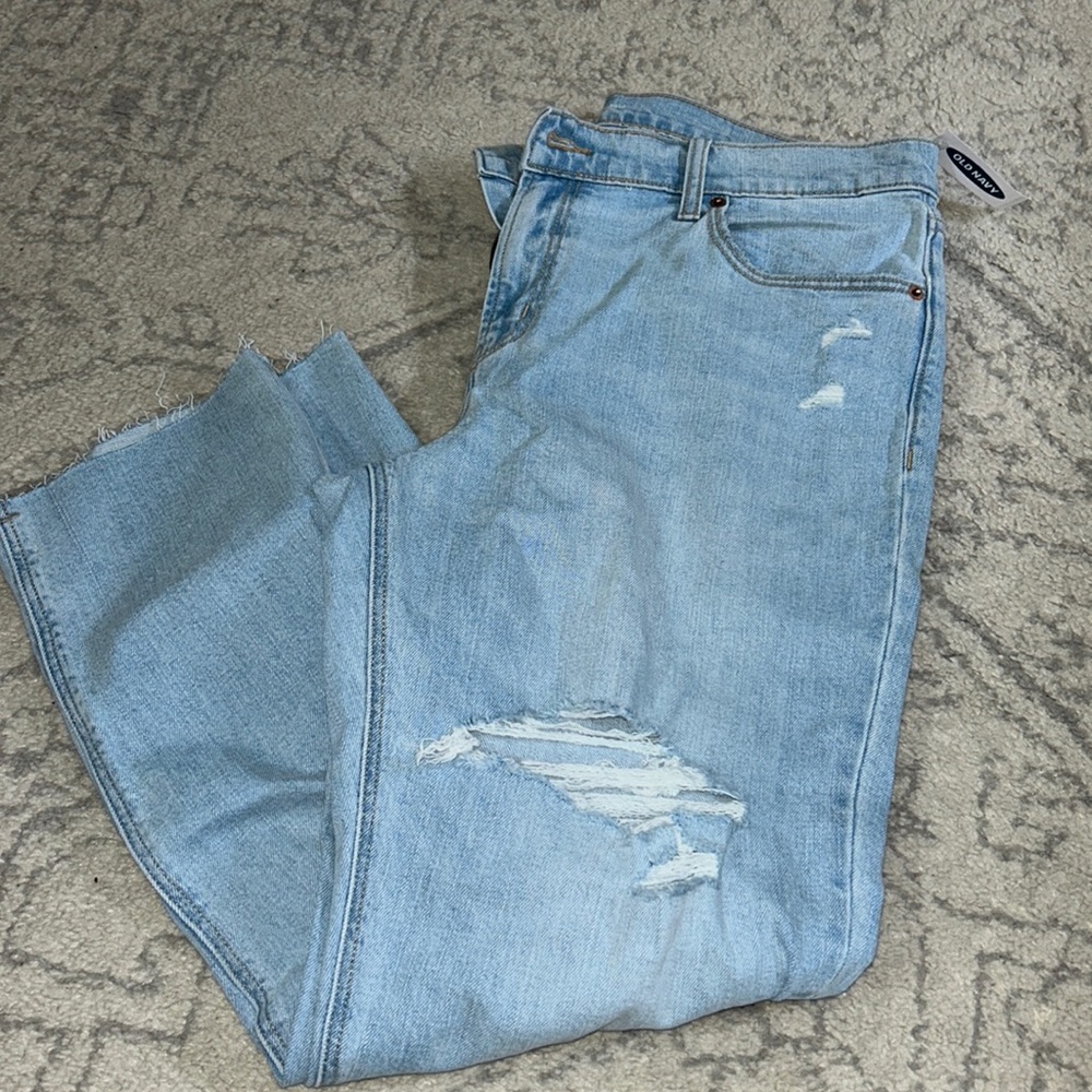 ✨Mid Rise Boyfriend Straight Ripped Jeans